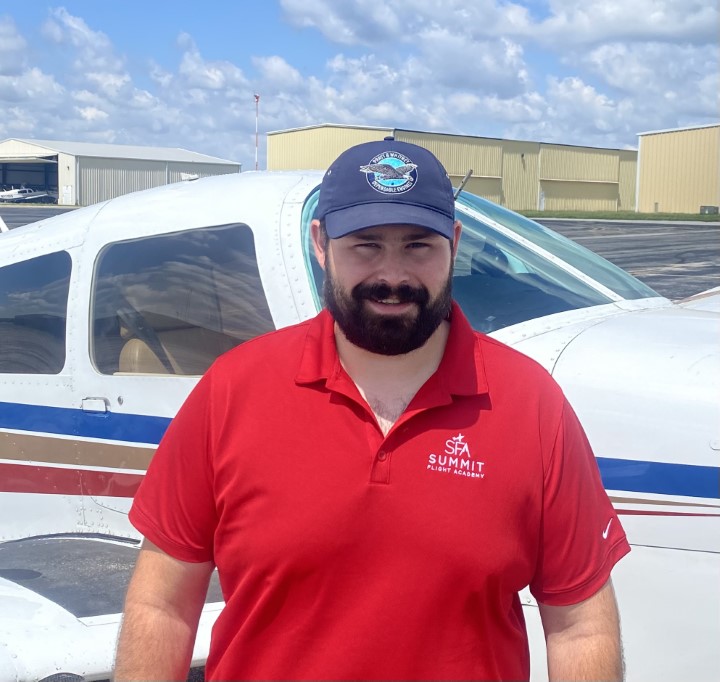 headshot of Pete Langworthy at Summit Flight Academy kansas city flight instructor